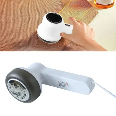 OkkEPTXiN0ZL4N3dLN1TbgyBMzcvvZUDPJJcYWua.webp USB Rechargeable Electric Lint Remover – Fabric Shaver ( default, Standard )