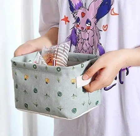 iAA1fSdqTSdjiSA14puAsvj3CbWXfe3g3jYcYiOi.webp Foldable Canvas Fabric Mini Storage Basket Organizer Box with Handles for Wardrobe Shelf Clothes Toys Books (White, Pack of 1) ( default, OS )